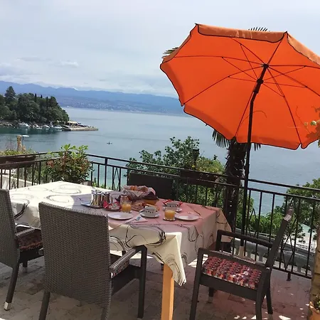 Bed & Breakfast House Vali Lovran